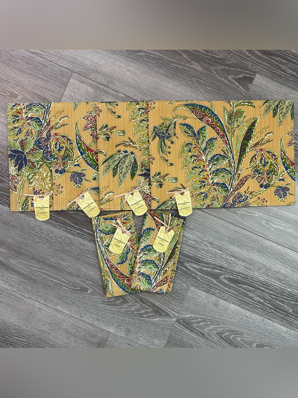 Tommy Bahama Placemats (4) Cayo Vista Gold Tropical Floral & (2) Napkins NWT